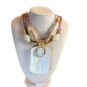 vintage Anthony Alexander capiz  shell chunky Statement Pendant Necklace